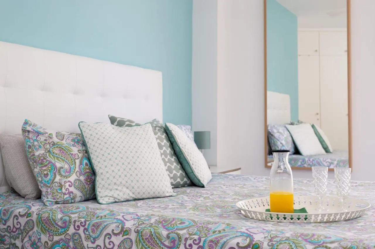 Luxury Beachfront Penthouse エル・メダノ